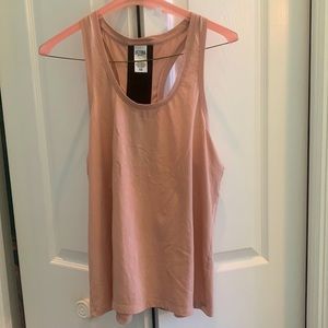 Victoria Sport dance top